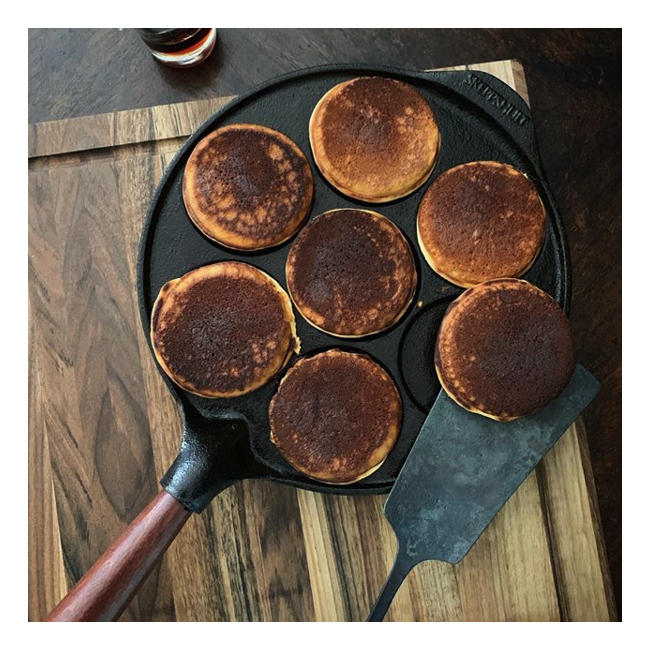 シェップスフルトのフライパンと成田理俊のフライ返し