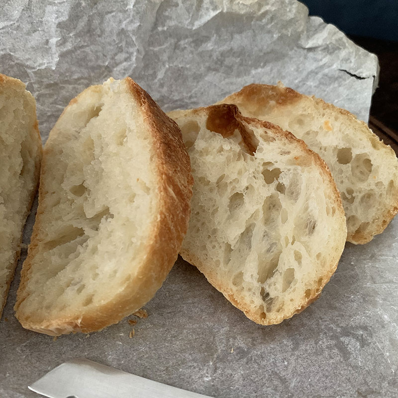 Baking No-Knead Bread with STAUB, Photo by Yoko Kadokawa