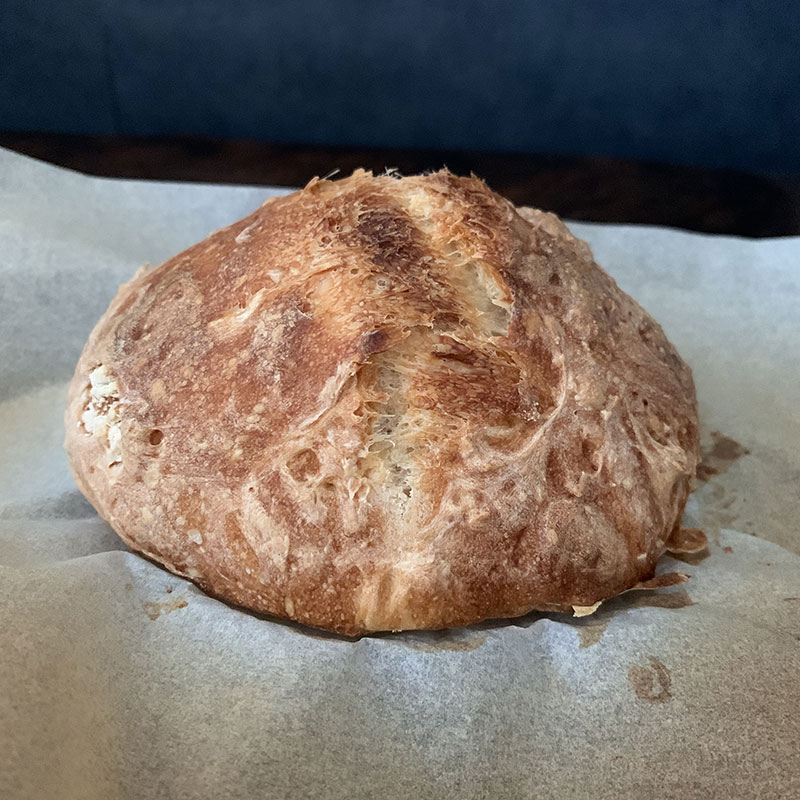 Baking No-Knead Bread with STAUB, Photo by Yoko Kadokawa