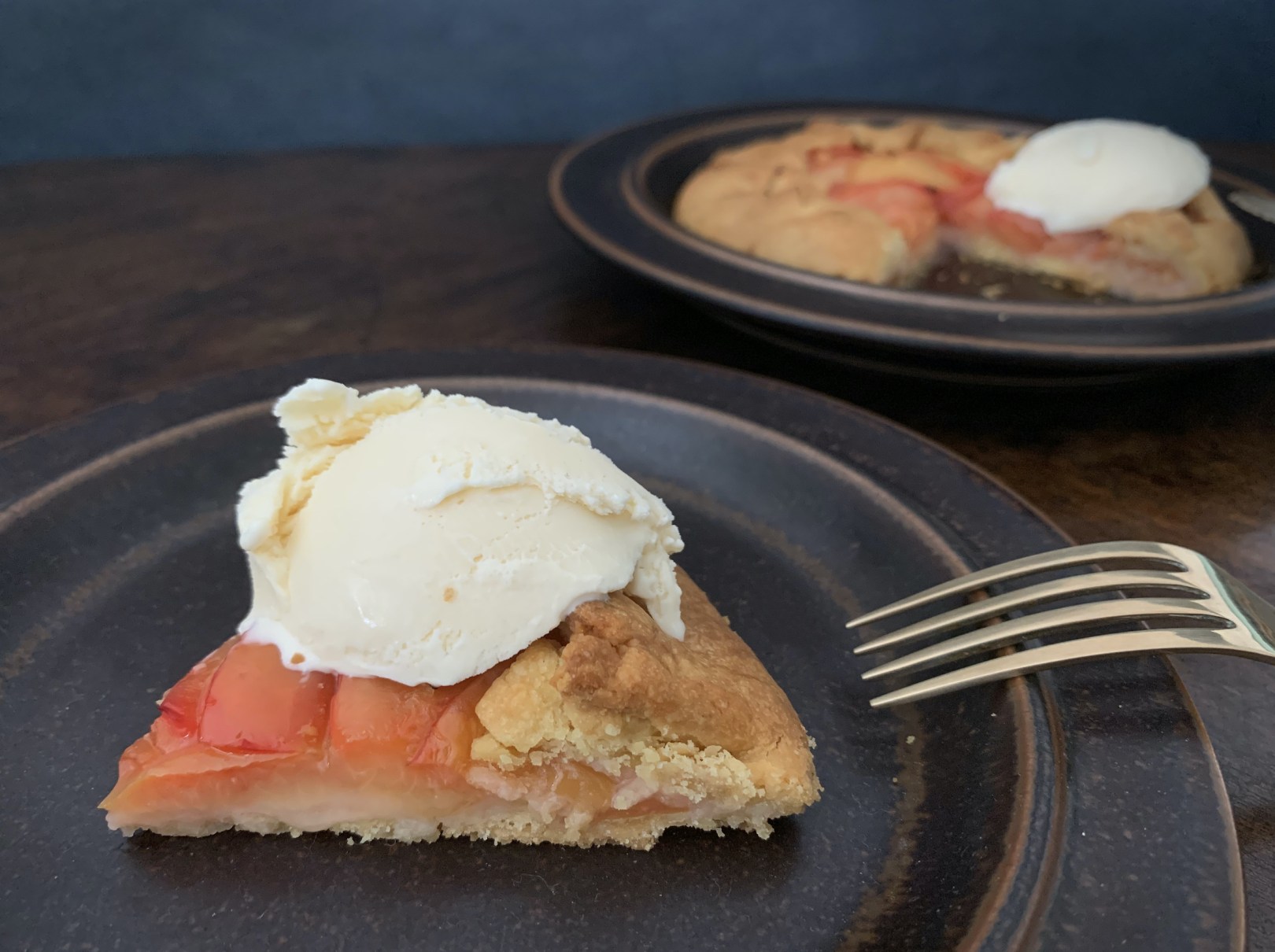 プラムのガレット