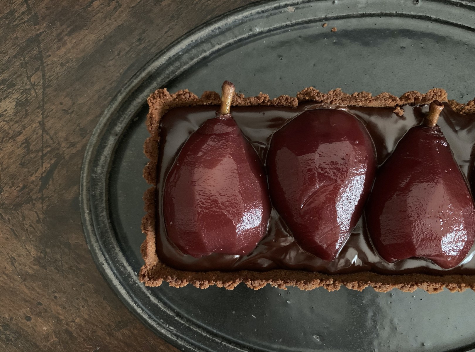 洋梨コンポートのチョコタルト