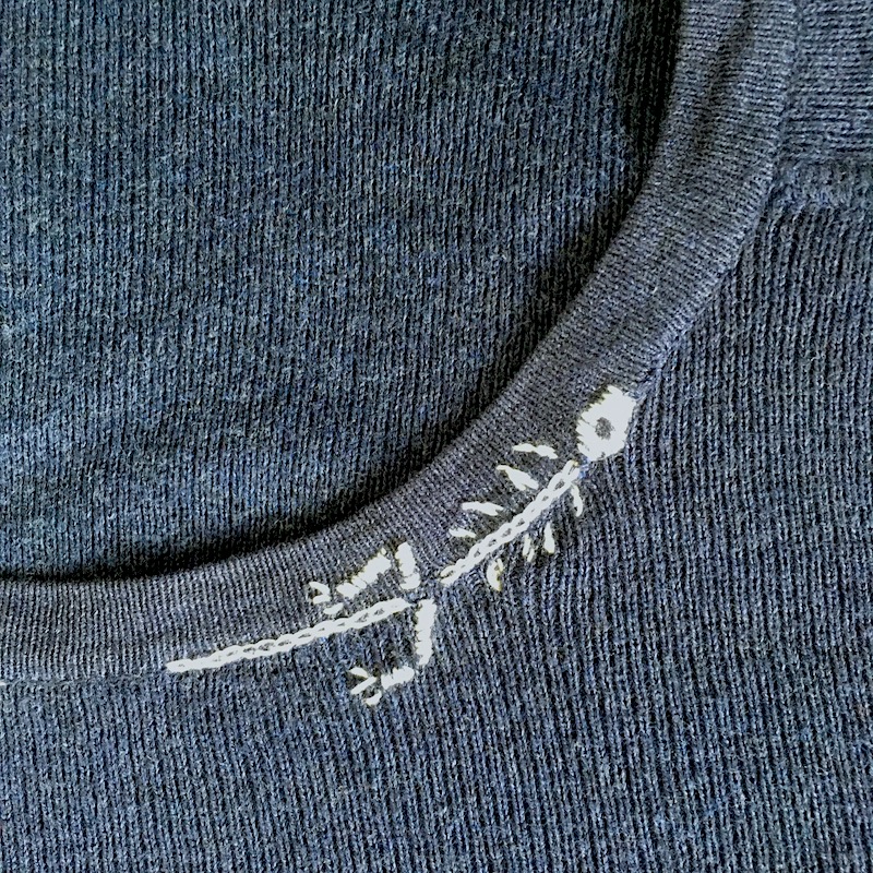 刺繍で直す：恐竜刺しゅう