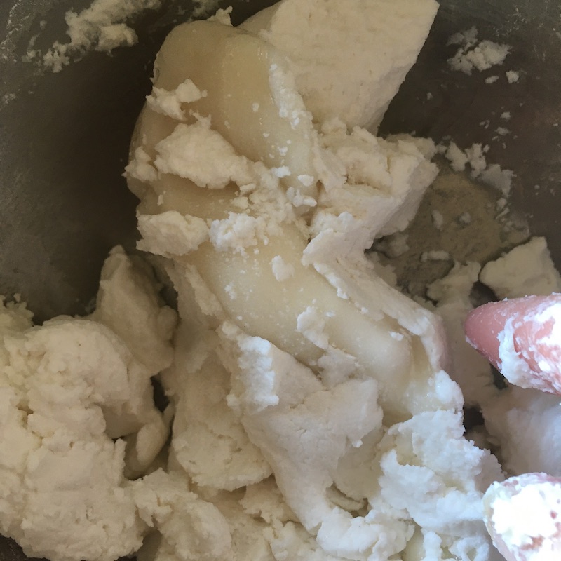 生熟面团混合法で白玉団子を作る