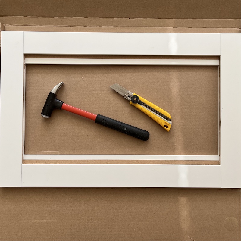 中央部分を取り外したHANVIKENドア